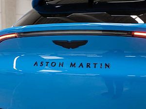 Aston Martin DBX 707 